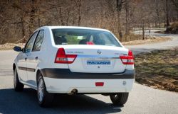 تولید تندر-۹۰ پارس‌خودرو و تندر اتومات ایران‌خودرو متوقف شد