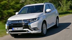 میتسوبیشی اوتلندر